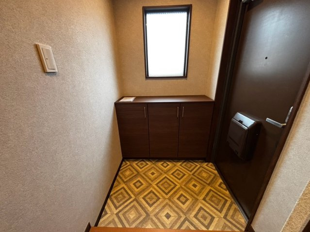 パールハイツの玄関