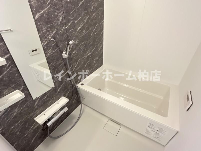 【仲介手数料：50％OFF】対象物件！の浴室|追い焚き機能・浴室乾燥機があります