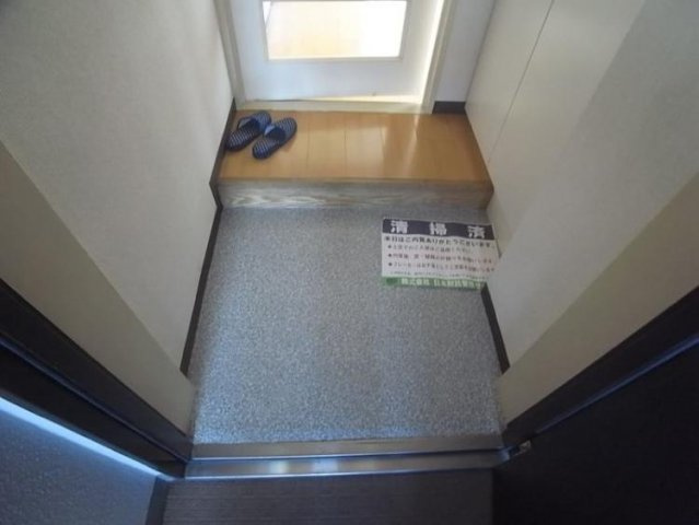 ストーク小石川の玄関