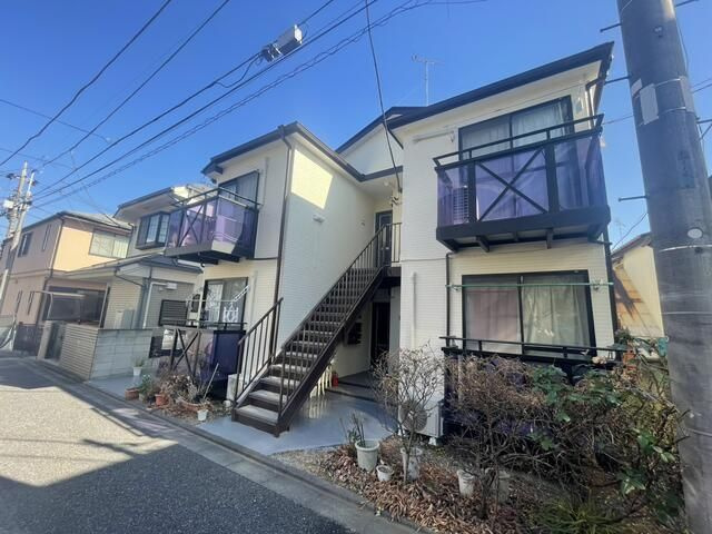 アルモアールの外観