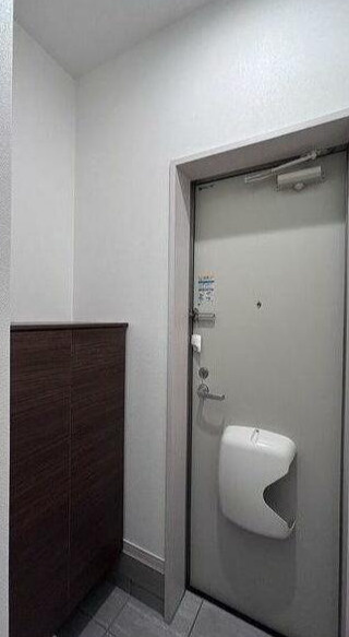 サンハイツもえぎの玄関