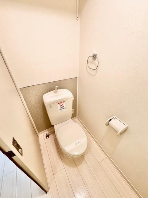 ヴェヌスタ郡津のトイレ|落ち着いたトイレです
