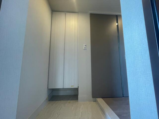 フレンシア御徒町の玄関