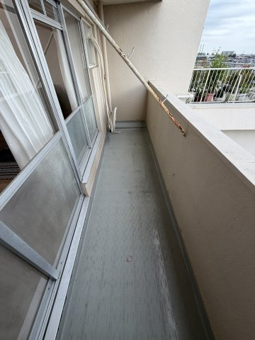 武蔵野市境南町４丁目の中古マンションのバルコニー