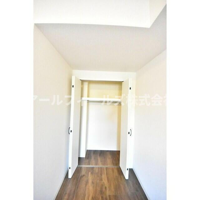ＣＲＥＳＣＥＮＴ　ＣＯＵＲＴの収納