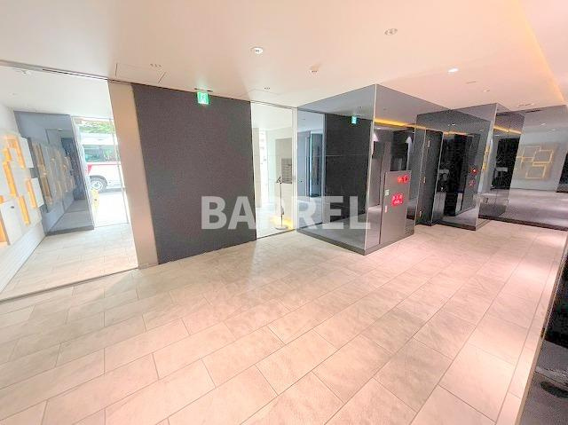 S-RESIDENCE新大阪Ridenteのエントランス