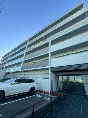 MAXIVCROS江坂の外観
