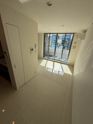 ガリレイ新町の居間・リビング