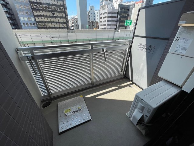 レオンコンフォート本町のバルコニー