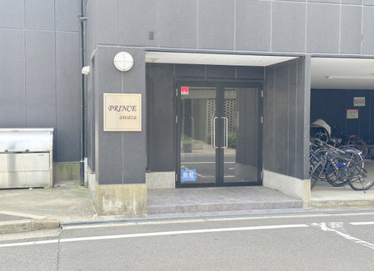 プリンス阿波座のエントランス