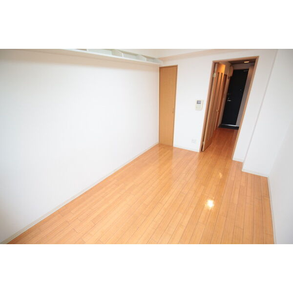 NANIWA一番館の内装