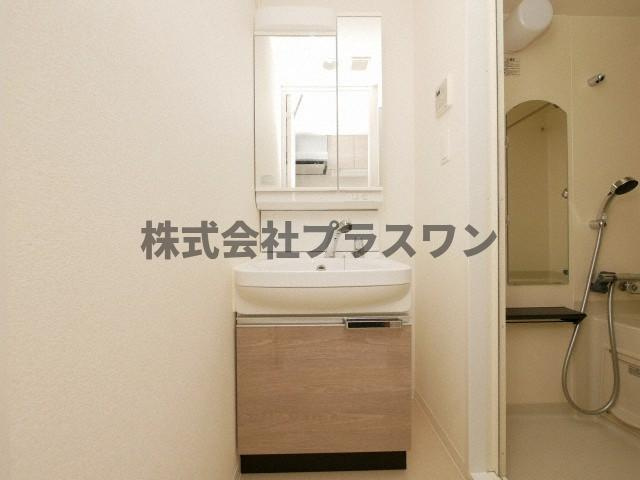 プレサンス難波クチュールの独立洗面台