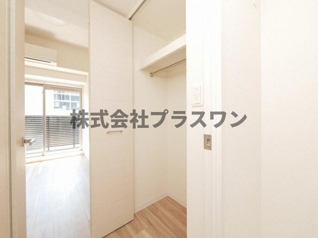 プレサンス難波クチュールの収納