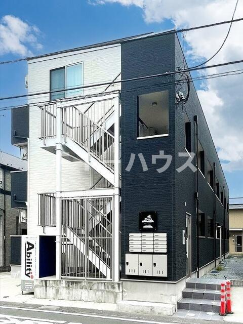 オコナの外観