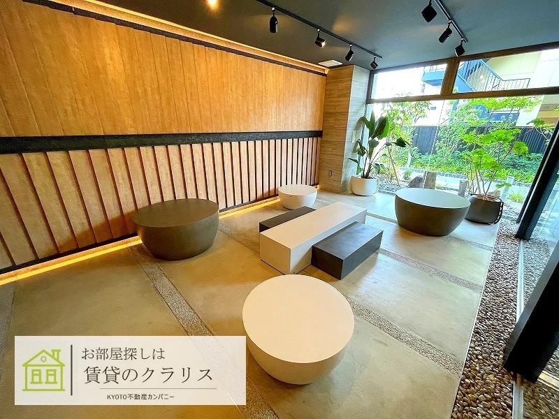 クレアドーレ京都二条のロビー