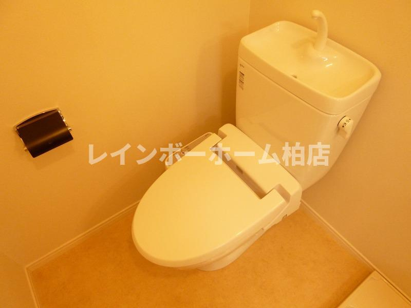 特典：仲介手数料が無料です!!のトイレ