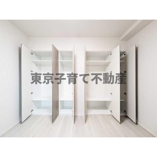 ジオエント上野稲荷町の収納