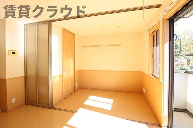 フェリシタ ドゥジェームの洋室|個人の部屋や寝室として使える洋室です