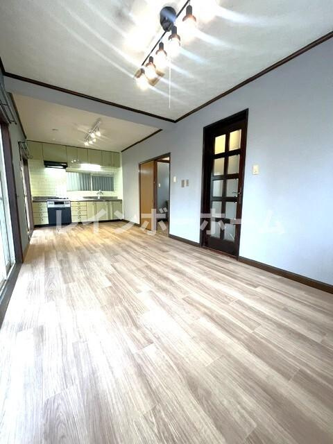 川越市古市場戸建の居間・リビング