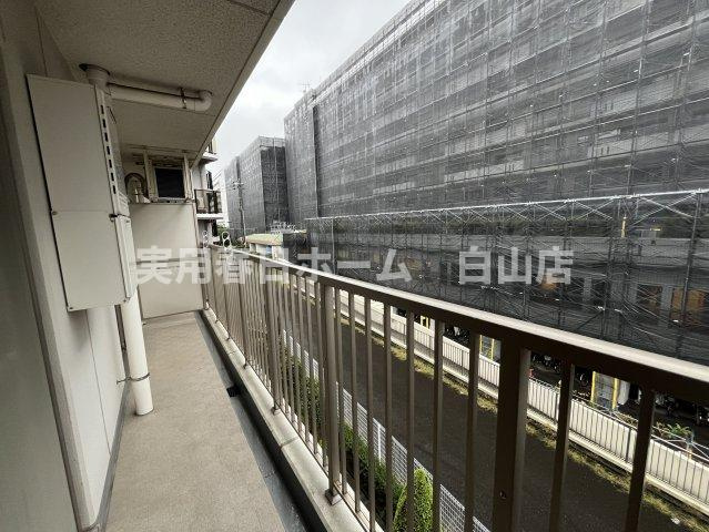【バルコニー】