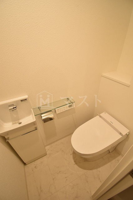 大阪市西区立売堀３丁目の賃貸マンションのトイレ