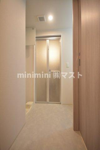 大阪市西区西本町１丁目の賃貸マンションの洗面所