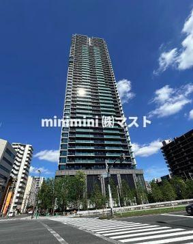 大阪市西区南堀江３丁目の賃貸マンションの外観
