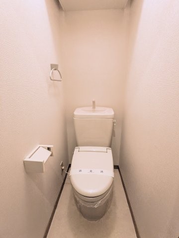 フロンティア桜新町のトイレ|シンプルで使いやすいトイレです