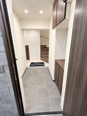 文京区千石４丁目中古戸建の玄関