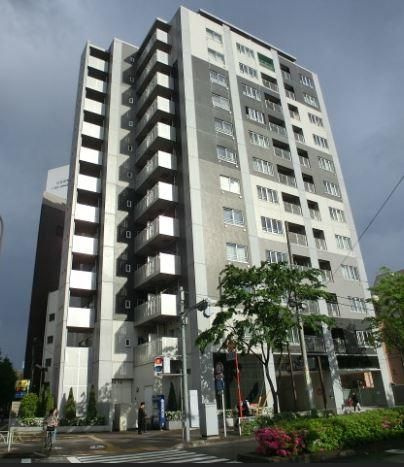 アクシア池袋の外観