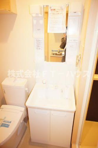 パレスヒル東船橋の独立洗面台