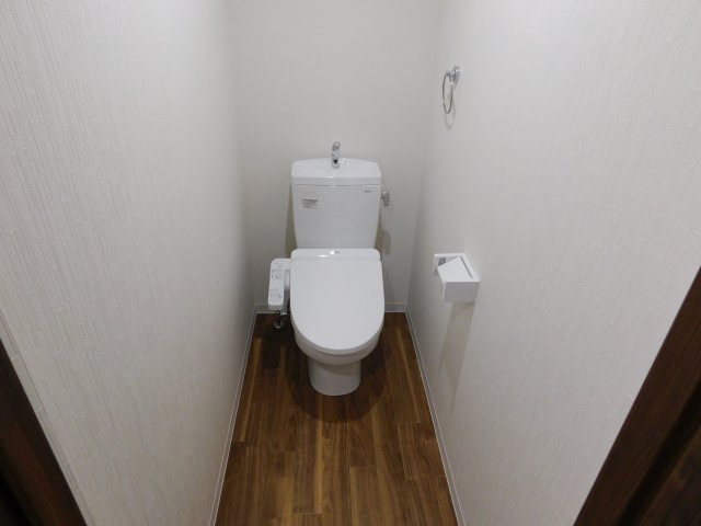 スリージェ住吉本町のトイレ