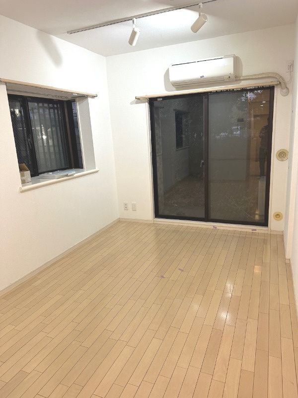 調布市布田３丁目の賃貸マンションの居間・リビング