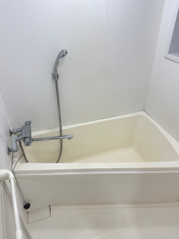 調布市布田３丁目の賃貸マンションの浴室