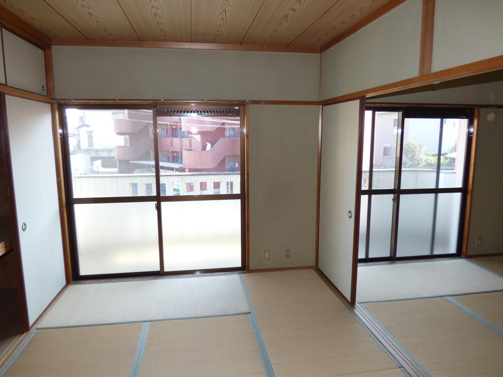 クイーンハイツのその他