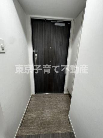 S-RESIDENCE駒込六義園の玄関