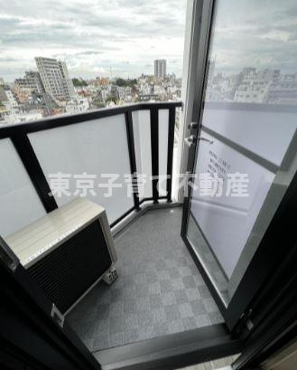 S-RESIDENCE駒込六義園のバルコニー