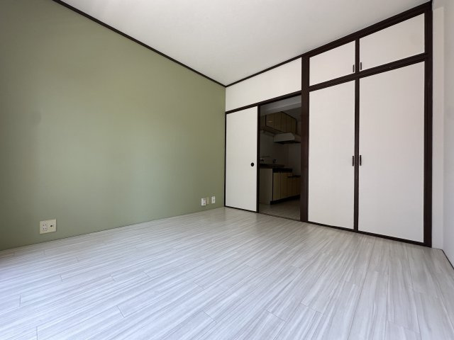 ロイヤルシャトー我孫子の洋室