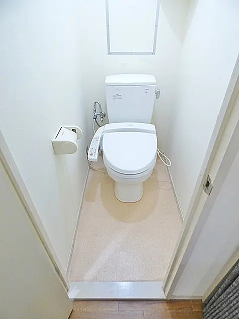 芦屋市緑町の賃貸マンションのトイレ