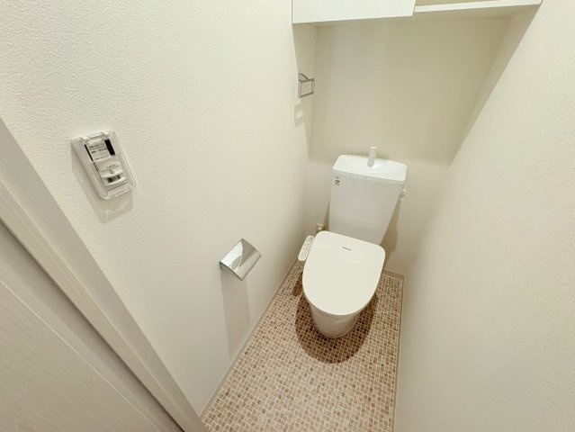 神戸市東灘区田中町４丁目のアパートのトイレ