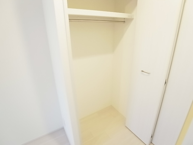神戸市灘区倉石通３丁目の賃貸マンションの収納