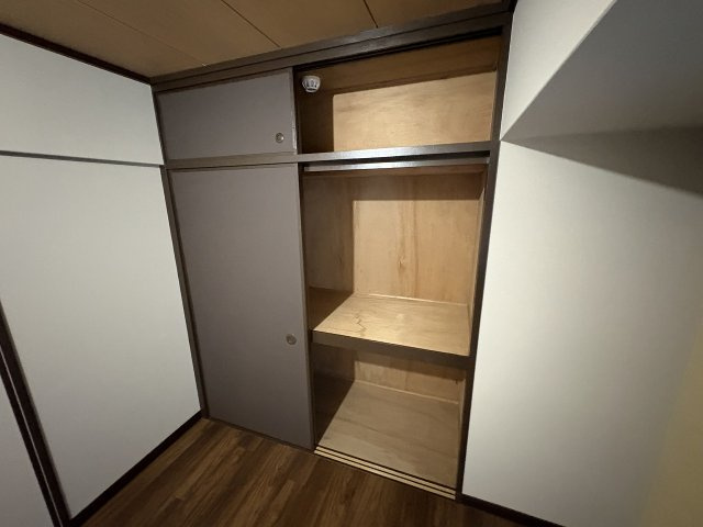 神戸市中央区生田町３丁目の賃貸マンションの収納