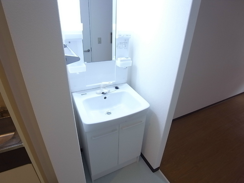 神戸市東灘区本庄町１丁目の賃貸マンションの洗面所