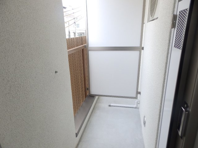 神戸市灘区六甲町３丁目の賃貸マンションのバルコニー