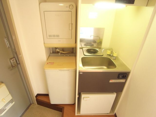 神戸市中央区加納町３丁目の賃貸マンションのキッチン