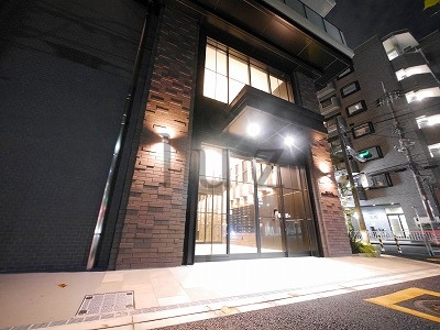 デュオステージ横濱天王町のエントランス