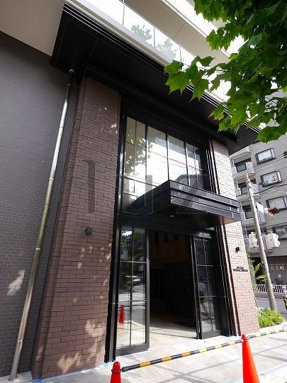 デュオステージ横濱天王町のエントランス