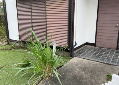 【外観】 | 温水売地 | 隣家の土地はどうなっているのか、生活利便施設が近くにあるのか、学校まで近いかなど、お客様のライフスタイルにあわせたイメージが重要です。また、近くにあると困る施設が近くにないかも確認するといいでしょう。
