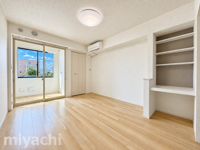グレイシャスの居間・リビング