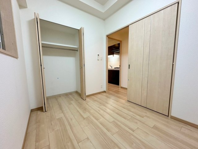 レオングラン新大阪レジデンスの寝室